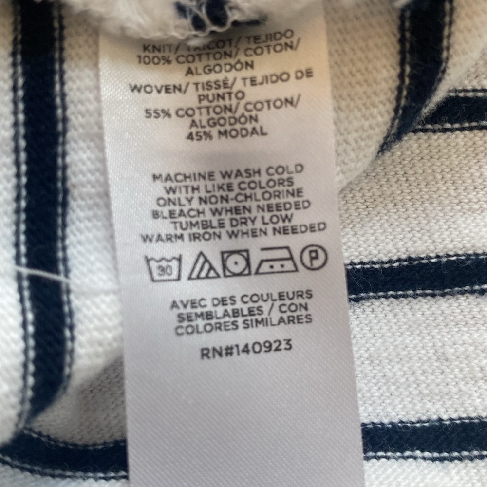 Cute Spring/ Simmer top - Picture 8 of 9